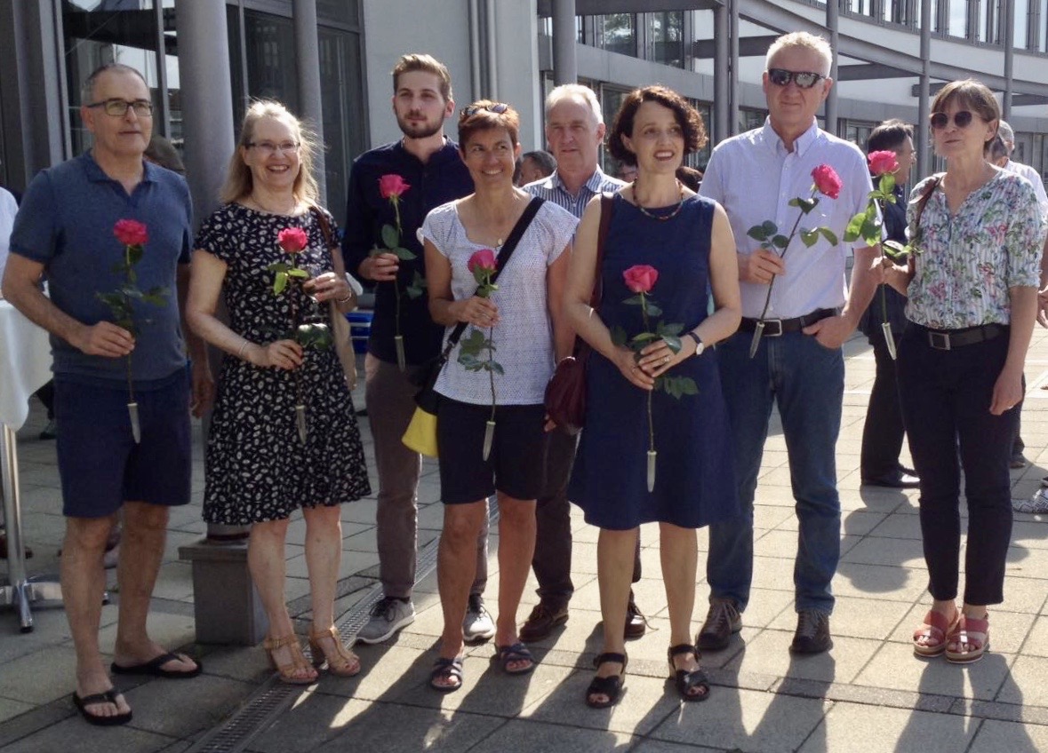 Die glücklichen gewählten v.l.n.r.: Dani Kühne, Barbara Schmid, Josias Zeller, Annika Duindam, Fredy Sigg, Jeannette Dietziker, Christoph Portmann und Hanni Frei